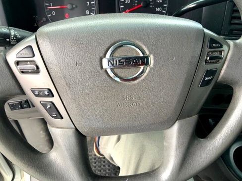 Used 2018 Nissan NV 3500 SV w/ Navigation Package RWD image 18