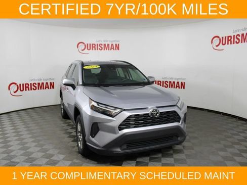 Used 2024 Toyota RAV4 XLE FWD image 13