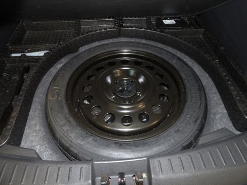 Used 2019 Ford Escape SE image 19