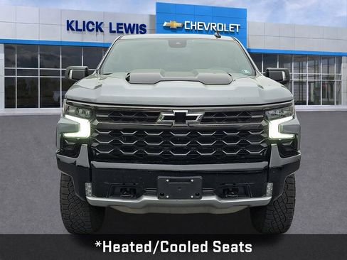 Used 2024 Chevrolet Silverado 1500 ZR2 AWD/4WD image 2