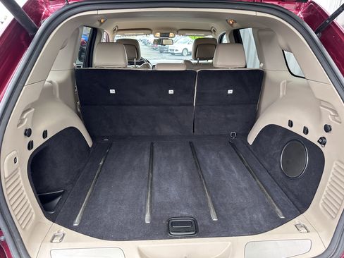 Used 2014 Jeep Grand Cherokee Limited image 11