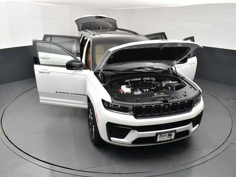 New 2026 Jeep Grand Cherokee L Summit image 25