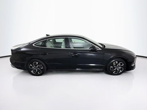 Used 2025 Hyundai Sonata SEL FWD image 10