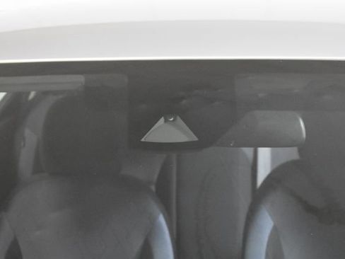 Certified 2025 Nissan Versa SV w/ Trunk Package FWD image 34
