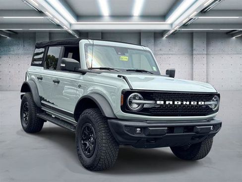 Certified 2022 Ford Bronco Wildtrak AWD/4WD image 27