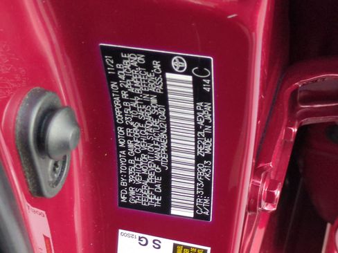 Used 2022 Toyota Corolla LE image 30