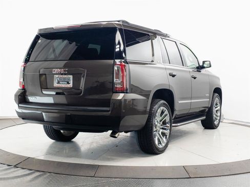Used 2019 GMC Yukon SLT w/ Premium Edition AWD/4WD image 12