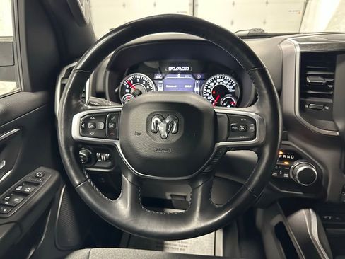 Used 2019 RAM 1500 Big Horn AWD/4WD image 18