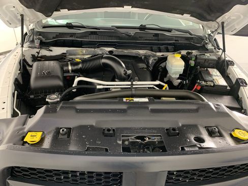 Used 2015 RAM 2500 Tradesman RWD image 9