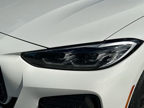 Used 2021 BMW 430i Convertible w/ M Sport Package image 7