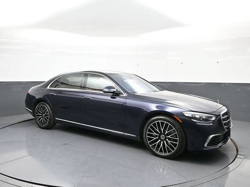 Used 2026 Mercedes-Benz S 580 4MATIC Sedan image 4