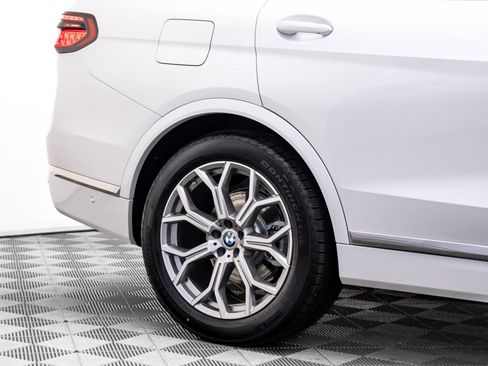 New 2026 BMW X7 xDrive40i image 37