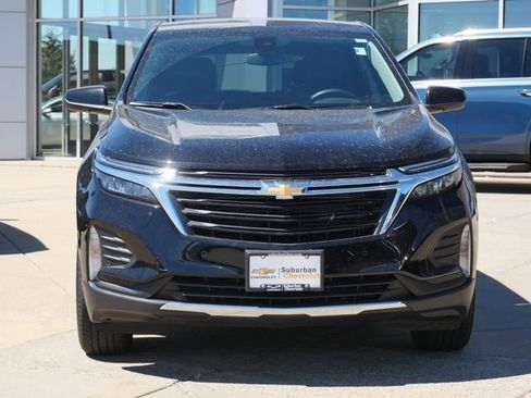 Used 2024 Chevrolet Equinox LT AWD/4WD image 2