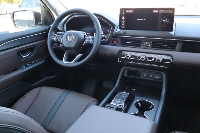 New 2026 Honda Pilot Touring image 15