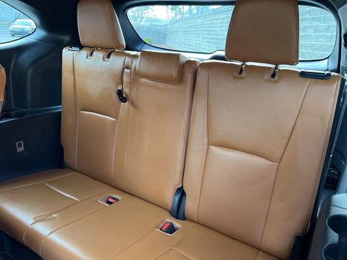 Used 2022 Toyota Highlander Platinum image 27