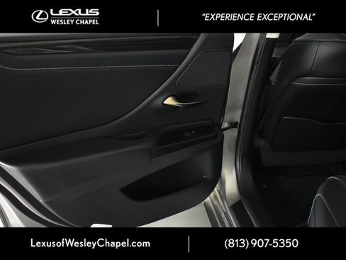 Used 2019 Lexus ES 350 Luxury image 25