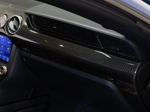 Used 2021 Ford Mustang Shelby GT500 w/ Carbon Fiber Track Pack image 25