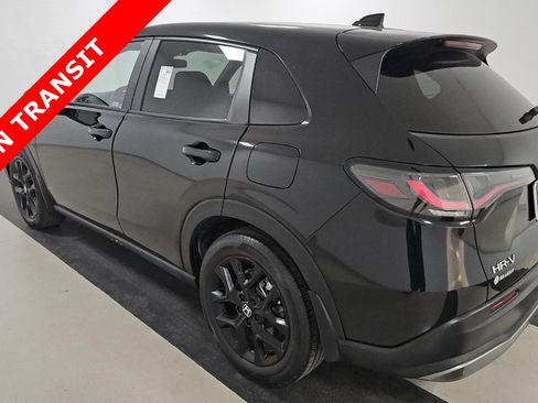 Used 2023 Honda HR-V Sport image 3