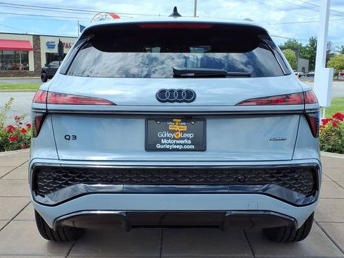 New 2026 Audi Q3 quattro 2.0T AWD/4WD image 9