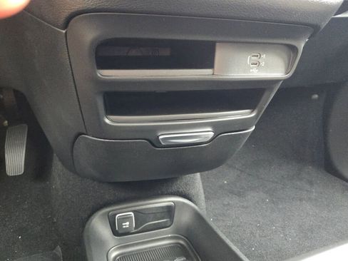 New 2026 Chrysler Voyager LX image 24