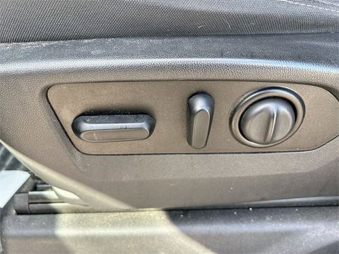 Used 2021 Chevrolet Silverado 1500 RST w/ Z71 Off-Road Package image 18