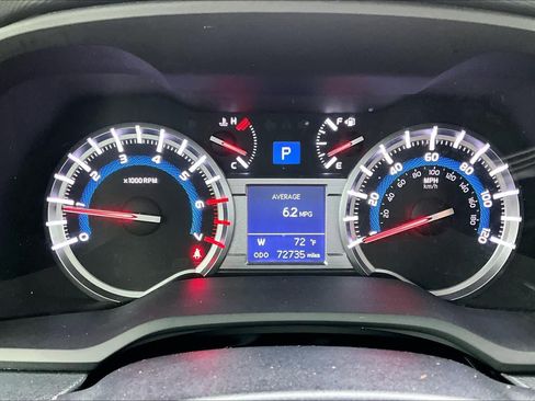 Used 2019 Toyota 4Runner TRD Off-Road AWD/4WD image 21
