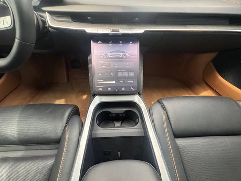 Used 2025 Lucid Air Touring AWD/4WD image 13