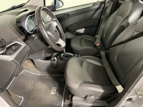 Used 2016 Chevrolet Spark LT image 14
