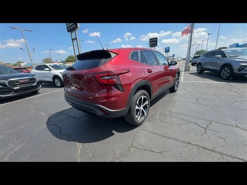 Certified 2024 Chevrolet Trax RS w/ Driver Confidence Package FWD image 8