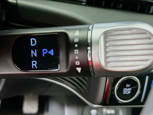 Used 2024 Hyundai Ioniq 5 SEL image 25