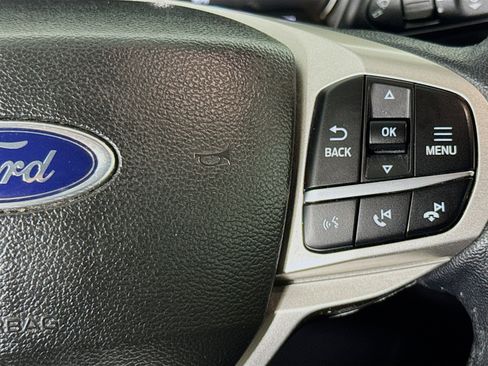 Used 2023 Ford Explorer XLT w/ Equipment Group 202A AWD/4WD image 13