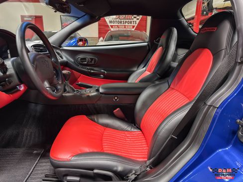 Used 2002 Chevrolet Corvette Z06 RWD image 11