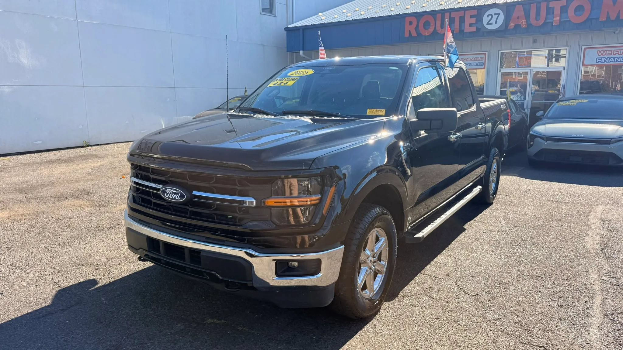 Used 2025 Ford F150 XLT w/ Equipment Group 301A Standard AWD/4WD image 4
