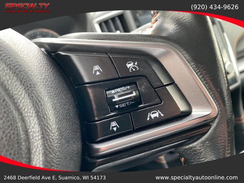 Used 2019 Subaru Crosstrek 2.0i Limited w/ Moonroof Package w/Navigation AWD/4WD image 16