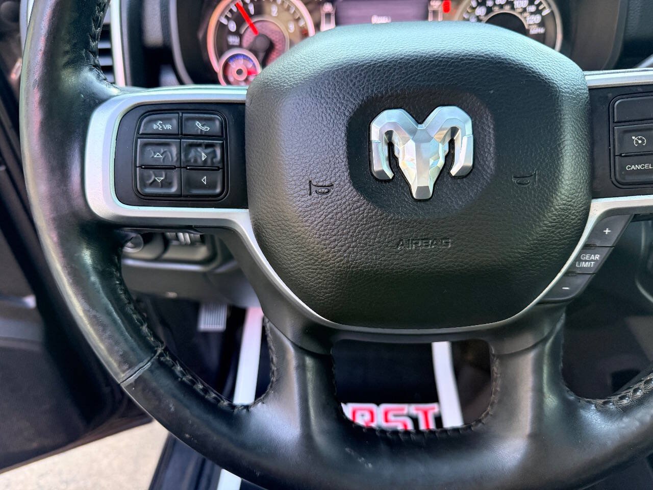 Used 2019 RAM 3500 Big Horn AWD/4WD image 26