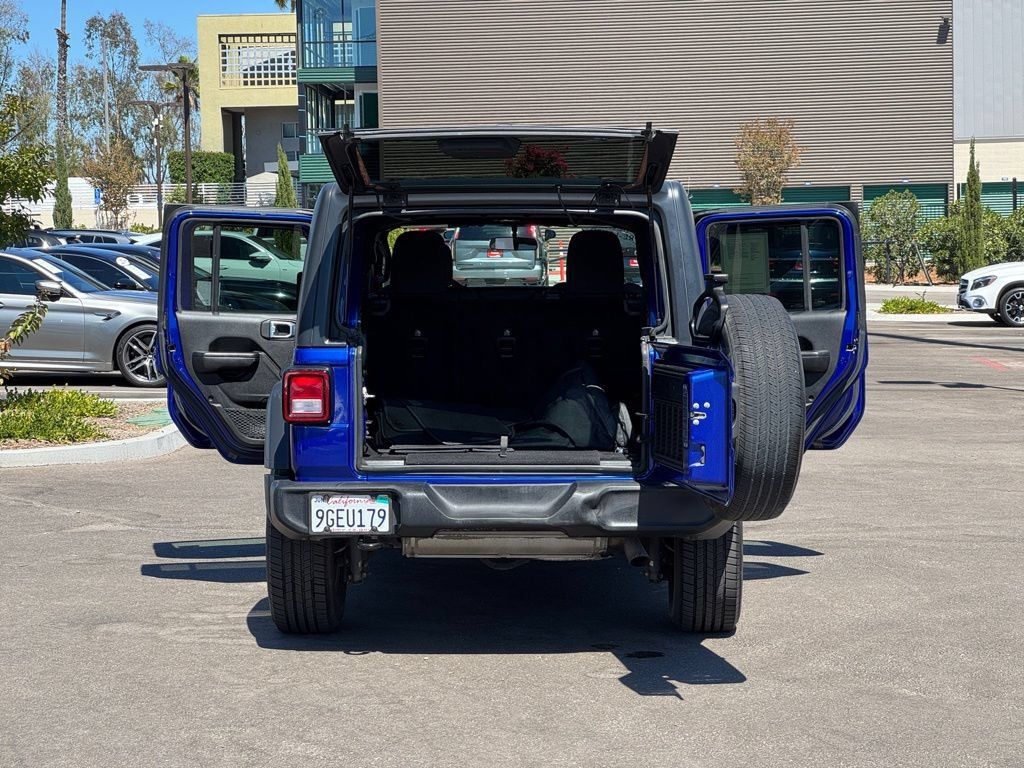 Used 2018 Jeep Wrangler Unlimited Sport S AWD/4WD image 26