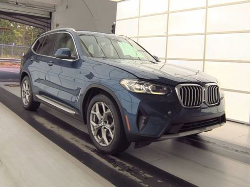 Used 2022 BMW X3 xDrive30i AWD/4WD image 3