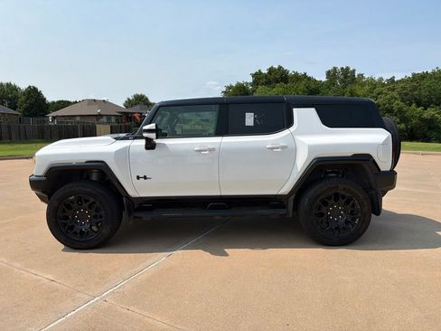 Used 2025 GMC Hummer EV 3X w/ LPO, Dark Essentials Package AWD/4WD image 2