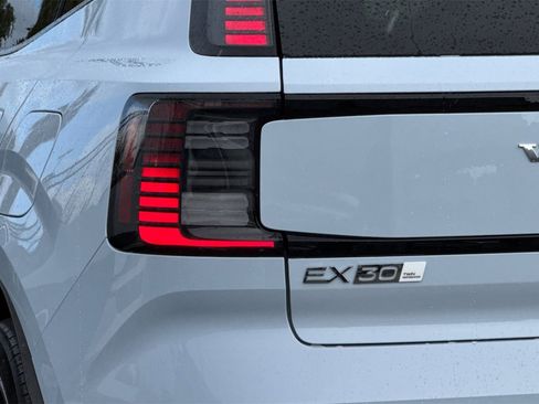 New 2026 Volvo EX30 Plus image 25