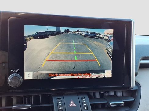 Used 2024 Toyota RAV4 XLE Premium image 19