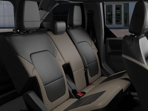 New 2026 Ford Bronco Big Bend w/ Black Diamond Package AWD/4WD image 11