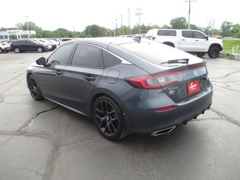 Used 2024 Honda Civic Sport Touring image 10
