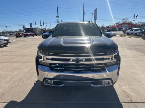 Used 2022 Chevrolet Silverado 1500 LTZ image 31