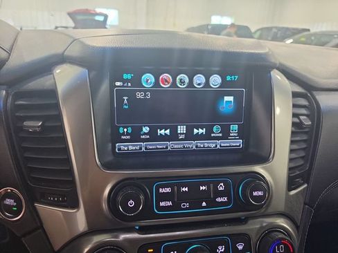 Used 2019 Chevrolet Suburban Premier AWD/4WD image 8
