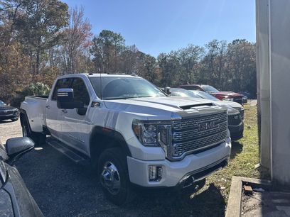 Used 2022 GMC Sierra 3500 Denali w/ Denali Ultimate Package