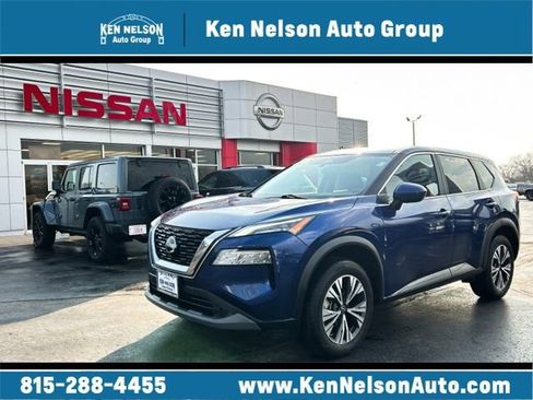 Used 2023 Nissan Rogue SV image 1