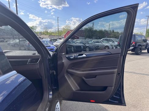 Used 2017 Mercedes-Benz GLS 450 4MATIC w/ Premium Package image 19