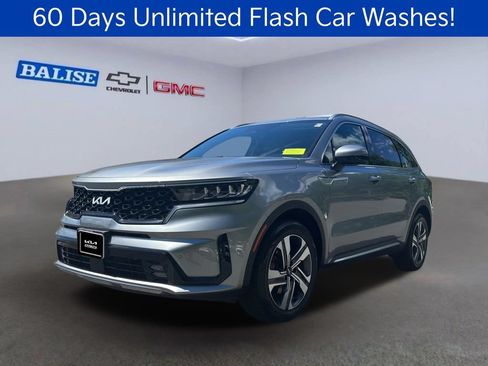 Used 2023 Kia Sorento EX AWD/4WD image 3