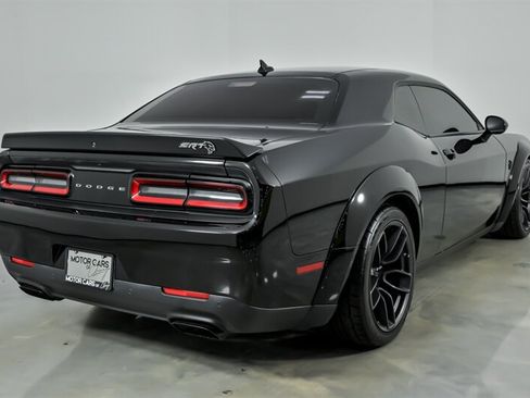 Used 2019 Dodge Challenger SRT Hellcat Redeye RWD image 10