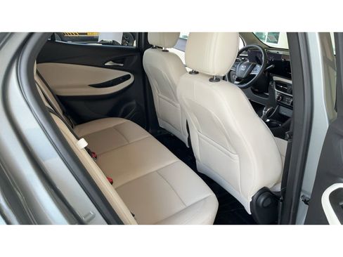 Used 2024 Buick Encore GX Sport Touring w/ Black Roof Package image 15